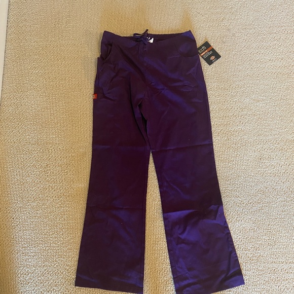 Dickie’s Missy Fit Purple Scrub Pants - Picture 1 of 4